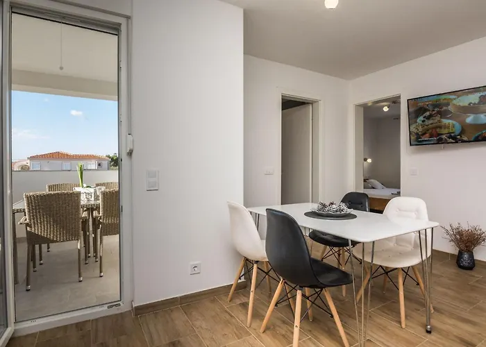 Pejakovic 4 By Interhome *